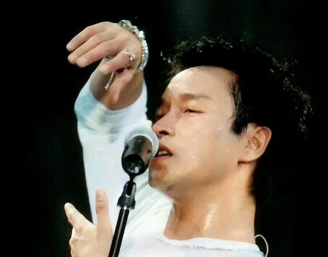 揭秘张国荣为什么爱上唐鹤德（那个高攀不起的男人唐鹤德）(17)