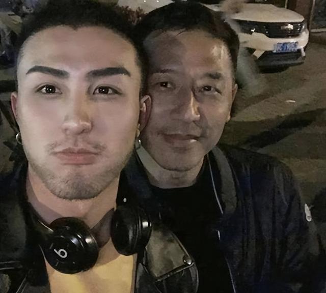 揭秘张国荣为什么爱上唐鹤德（那个高攀不起的男人唐鹤德）(34)