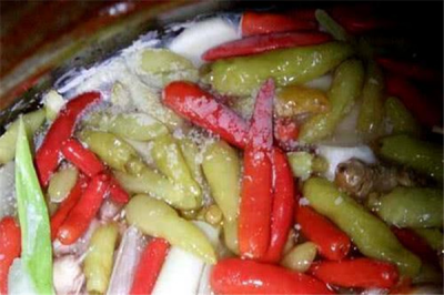 ​泡菜为什么会生花 泡菜生花还能吃吗（可以吃）