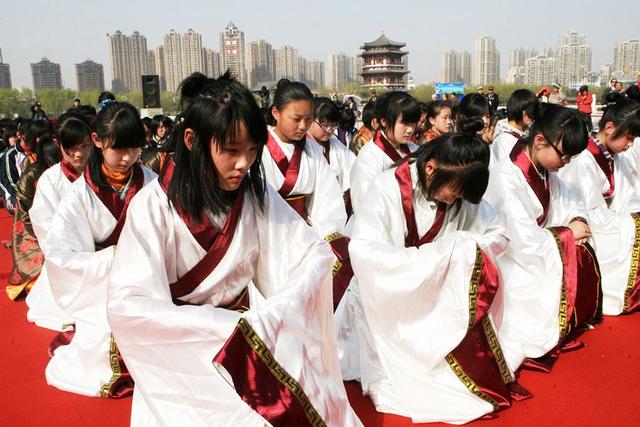 农历三月十八是哪些神仙节诞日（农历三月初三是什么神仙的节日）(6)