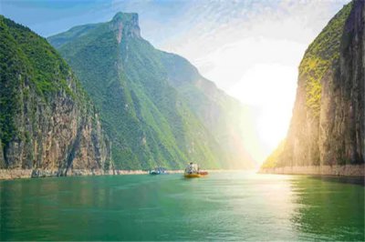 ​长江黄河发源地在哪：唐古拉山（以及巴颜喀拉山北麓）