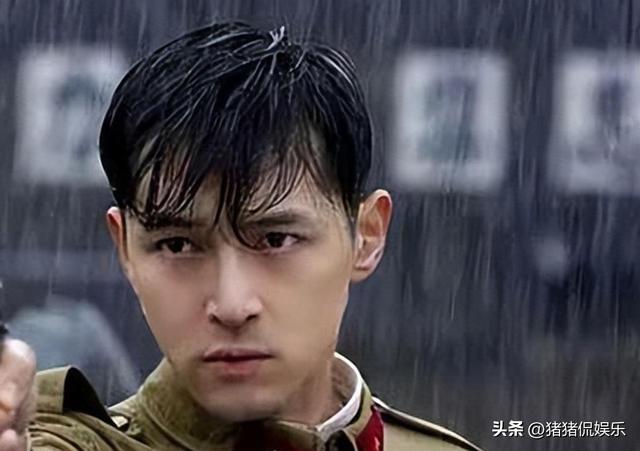 胡歌出演伪装者时多大（网传继伪装者后）(6)