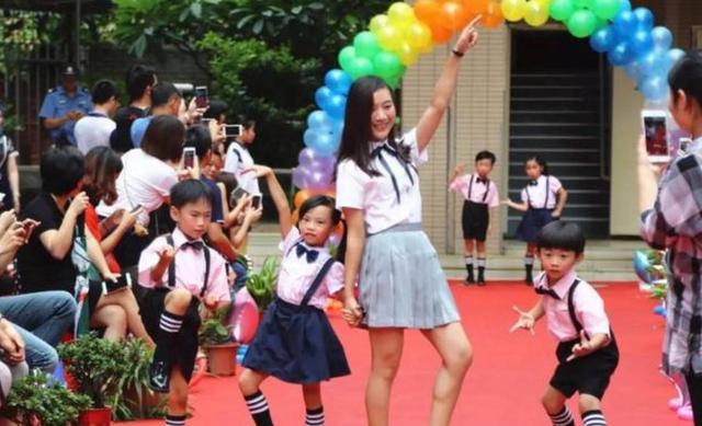 杭州市小学教师的工资是多少（杭州一幼师晒工资条）(6)