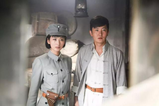 杨幂被哪个导演打过耳光 还曾逼对方下跪(8)
