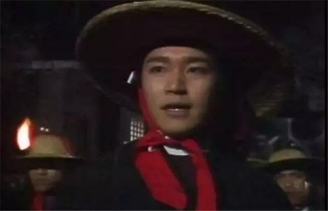 杨幂出演周星驰武状元苏乞儿（原来杨幂演过武状元苏乞儿）(2)