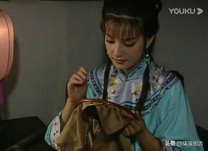 林心如春晚和赵薇互动（看了康熙微服私访记才知道赵薇有多适合演紫薇）(6)