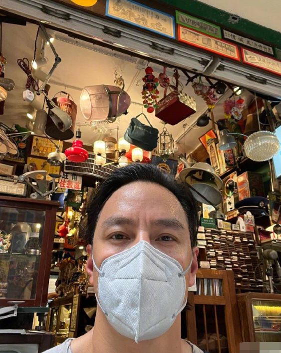 吴彦祖时隔4年再回香港晒自拍 表示想回来拍电影