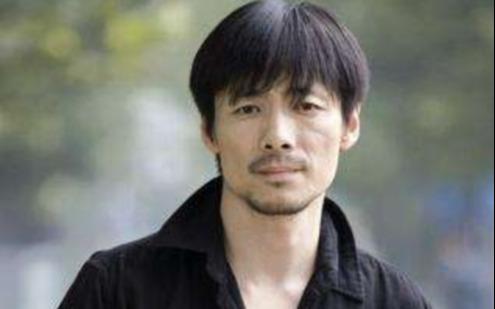 赵薇曾有几任男友（他是赵薇同学娶了第一代）(2)