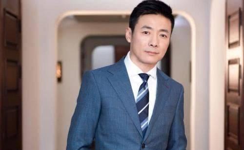 赵薇曾有几任男友（他是赵薇同学娶了第一代）(22)