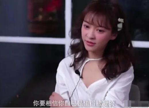 直播网红被男友家暴（男友电梯内家暴女网红）(19)