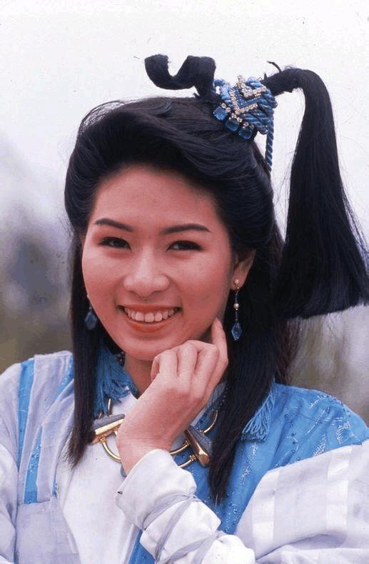 周星驰让星爷流泪的女人（周星驰四大绯闻女友）(3)