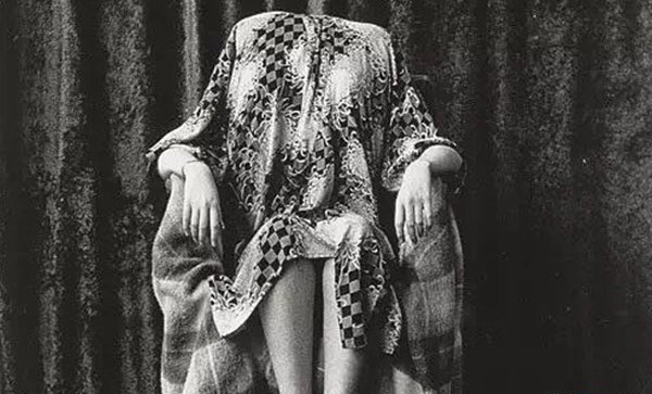 1945年无头女子