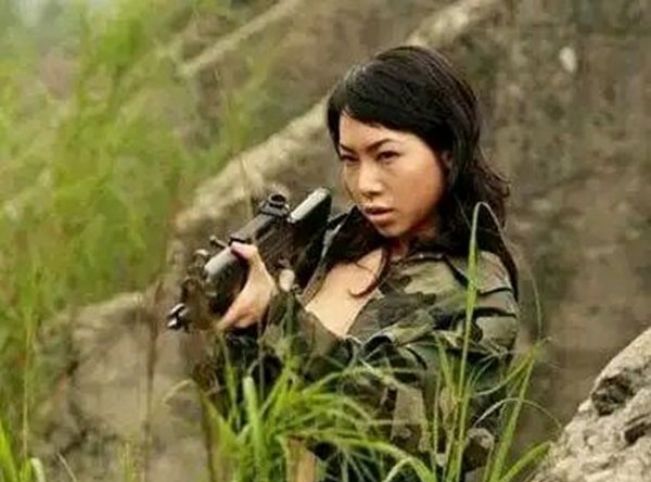 越南女卒没有穿亵服究竟!防没有胜防(迷惑仇敌)