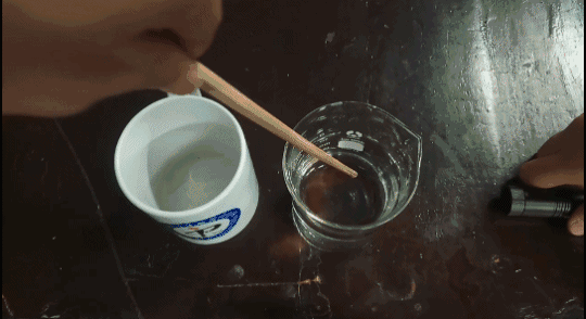 有趣的物理实验既简单又好玩（这36个物理小实验很适合带孩子玩）(1)