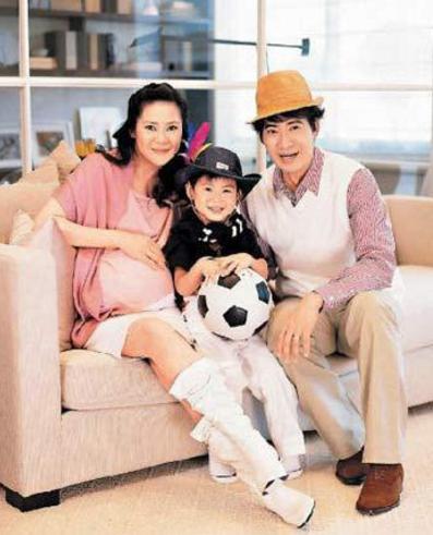 俞小凡婚礼（丈夫被曝2次出轨）(6)