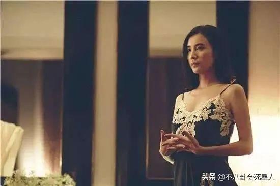 娱乐圈里特别撞脸的明星（娱乐圈这9对艺人）(31)