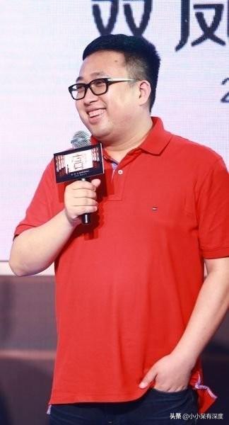 于正自称的明星都是谁捧红的（称他捧红了一代明星）(2)