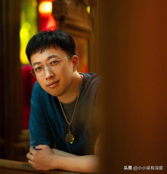 于正自称的明星都是谁捧红的（称他捧红了一代明星）(4)