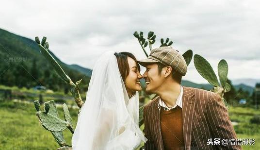 婚纱照用哪种相框好看（婚纱照相框选择什么材质更好一些）(2)