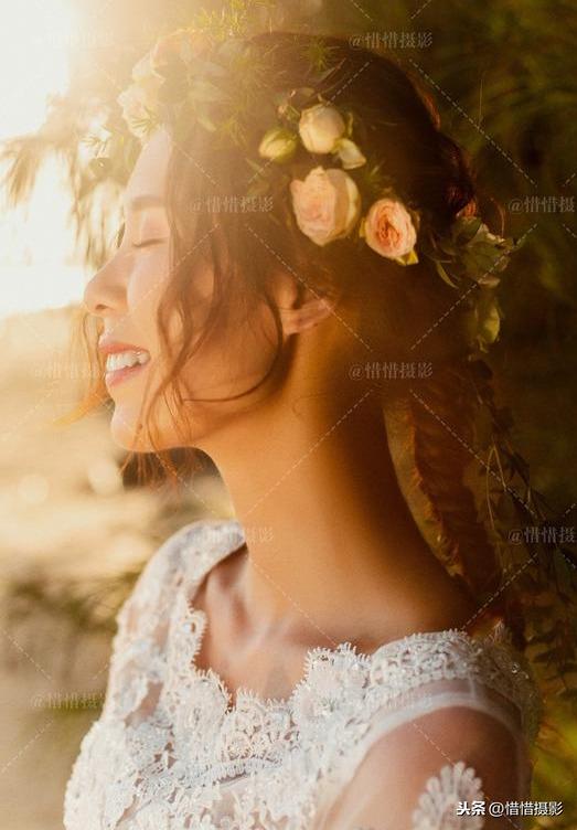 婚纱照用哪种相框好看（婚纱照相框选择什么材质更好一些）(4)