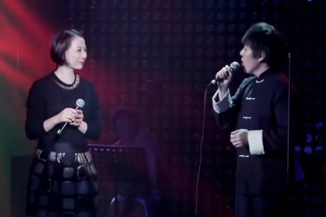 霍尊妈妈抑郁（霍尊自曝母亲抑郁住院）(2)
