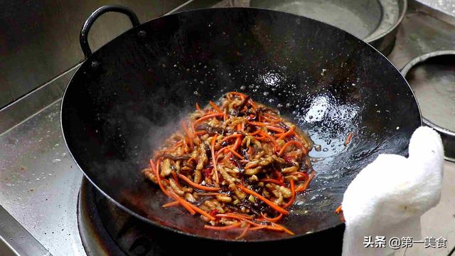 鱼香肉丝正宗做法 大厨（厨师长教你鱼香肉丝的正确做法）(9)