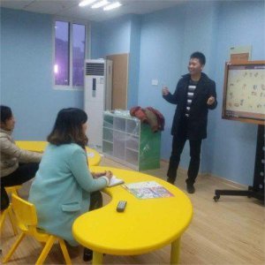 ​作文课程加盟哪家专业（作文加盟怎么选品牌）