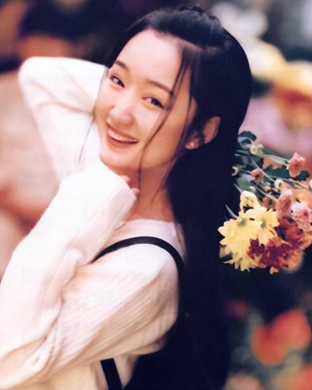 明星背后的故事杨钰莹（杨钰莹的悲惨人生和她背后的4个男人）(16)
