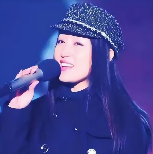 明星背后的故事杨钰莹（杨钰莹的悲惨人生和她背后的4个男人）(53)
