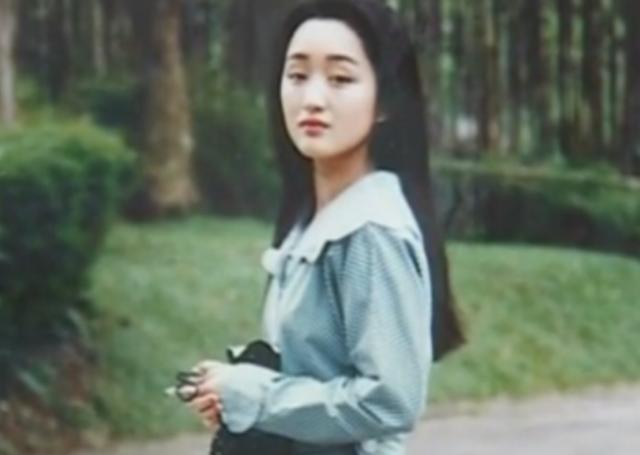 明星背后的故事杨钰莹（杨钰莹的悲惨人生和她背后的4个男人）(52)