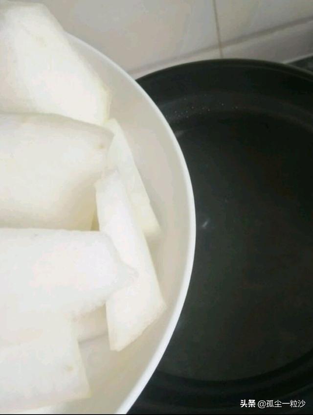 冬瓜排骨汤最简单做法（家常排骨冬瓜汤）(6)