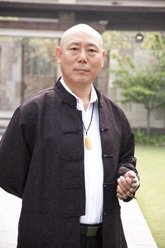 李成儒怼郭敬明翻手为云覆手为雨（金牌老戏骨李成儒）(10)