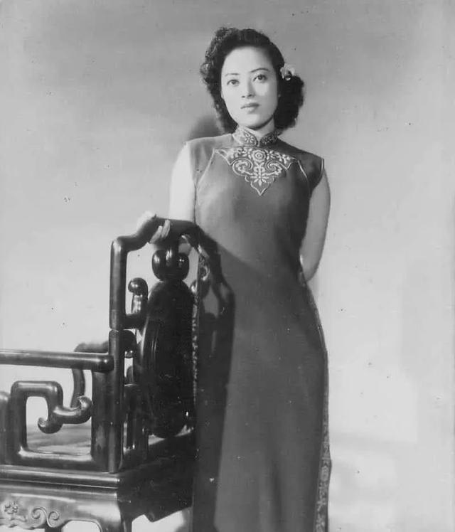 李香兰你可曾听过哪些歌（音乐故事之李香兰）(12)