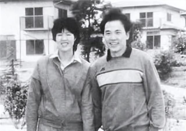 郎平前妻白帆现在在哪里（照顾女儿15年未再婚）(4)