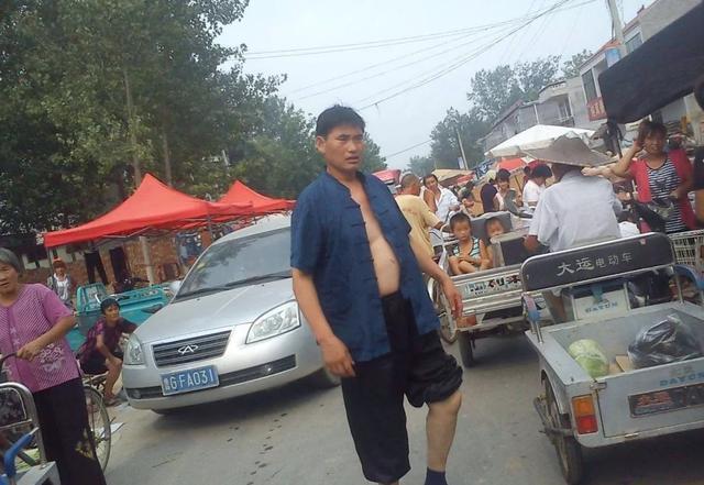 大衣哥朱之文到底怎样（让人火冒三丈的遭遇）(9)
