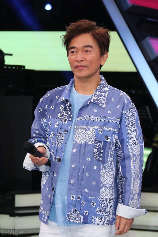 张葳葳普通话（嫁天王隐婚三十年癌症缠身）(19)