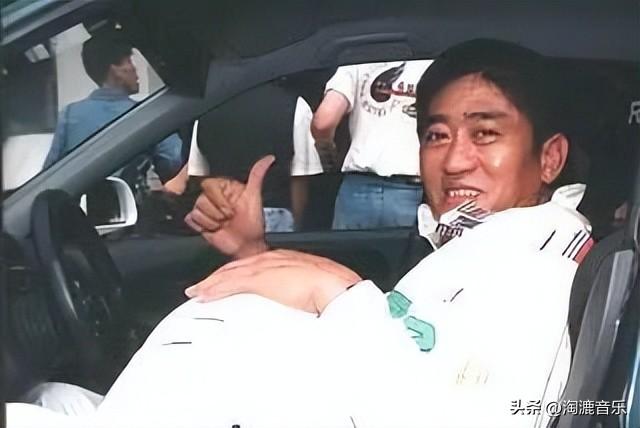 张学友刘德华谁更具实力（亚洲第一飞人刘德华）(28)
