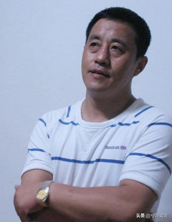 王小宝的现任小老婆（成名后抛弃发妻）(2)