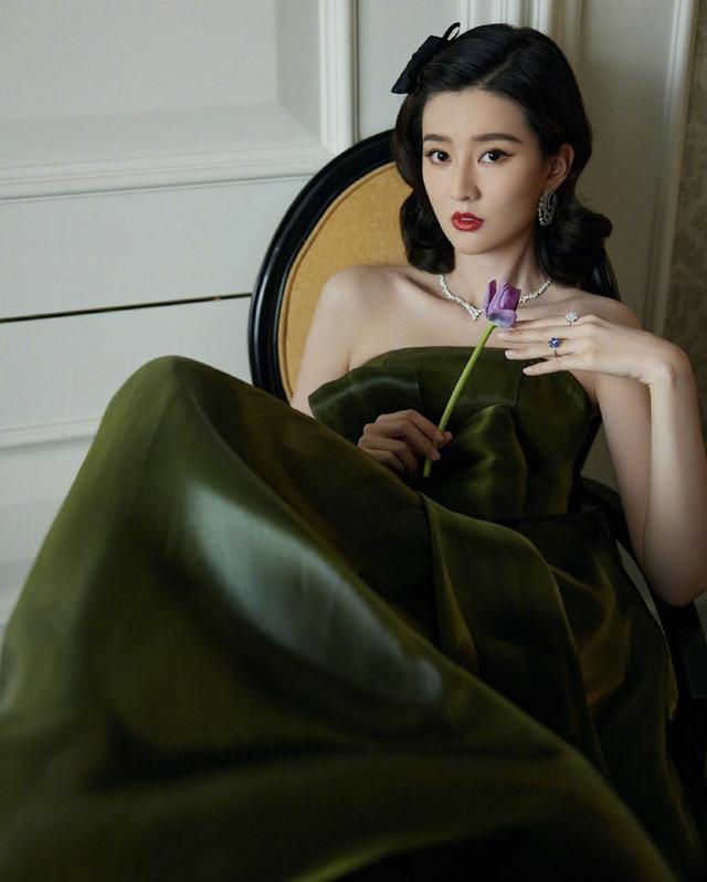 胡一天跟乔欣的身高差（乔欣生日胡一天发12.28元红包）(1)