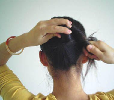 簪子盘发教程简单又漂亮（2款适合50岁女人的簪子发型盘发教程）(3)