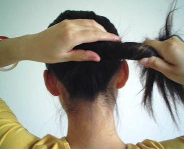 簪子盘发教程简单又漂亮（2款适合50岁女人的簪子发型盘发教程）(2)
