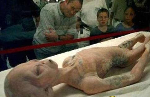 世界三大著名外星人事件，UFO离奇坠落地球，为何美国隐瞒至今？(2)