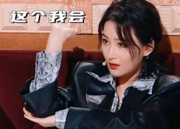 张馨予蹲地吃盒饭获赞女汉子（张馨予在节目中谈北漂生活）(4)