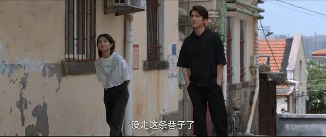张子枫oversize（连张子枫都翻车了）(15)