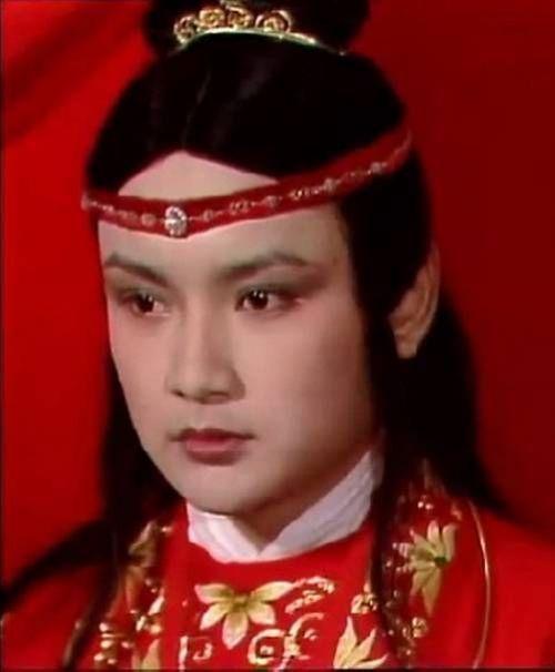 贾宝玉林黛玉薛宝钗之间的爱情（林黛玉和薛宝钗）(11)
