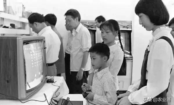 盘点80年代经典老歌（80年代的那些老歌）(16)