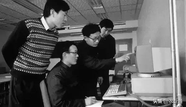 盘点80年代经典老歌（80年代的那些老歌）(25)