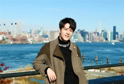 ​胡宇威为什么不红出演过什么作品 胡宇崴与彭冠英照片对比什么关系