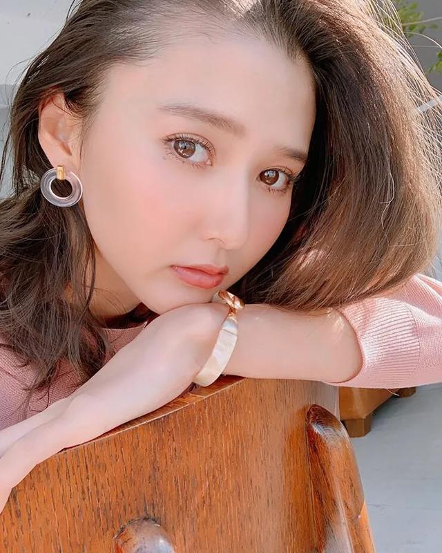 周杰伦mv女主角有谁（周杰伦的MV女主个个美到爆）(5)
