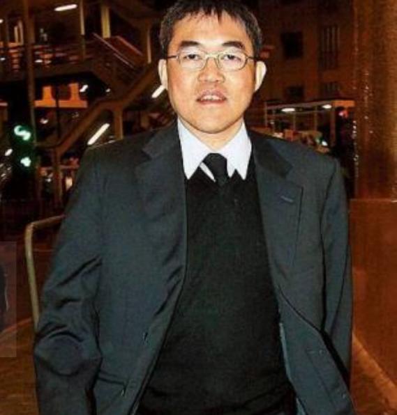 霍家也有遗产争夺战（3房太太13名子女20年不准分家）(17)